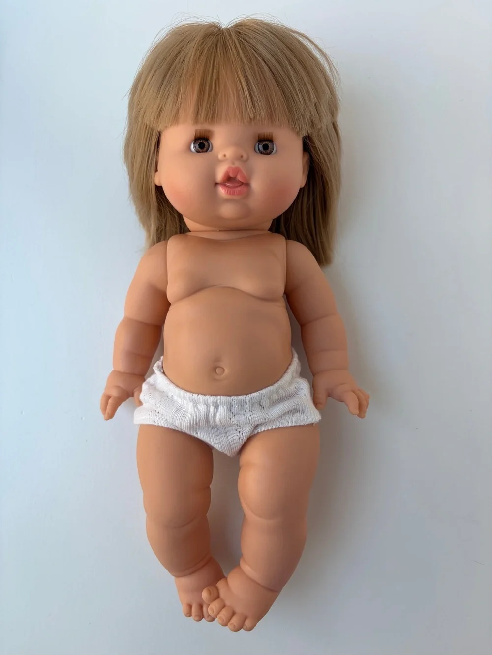 Minikane Zoe Blonde Hair Brown Eyes Anatomically Correct 13” Doll